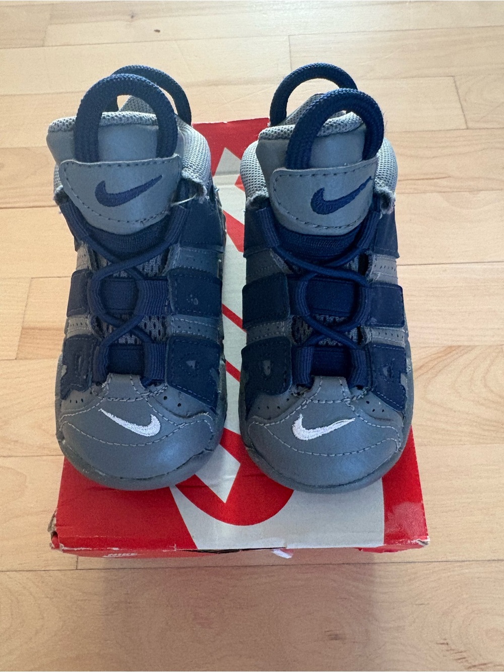 Nike Toddler Sneakers in Gray and Navy with White Swoosh